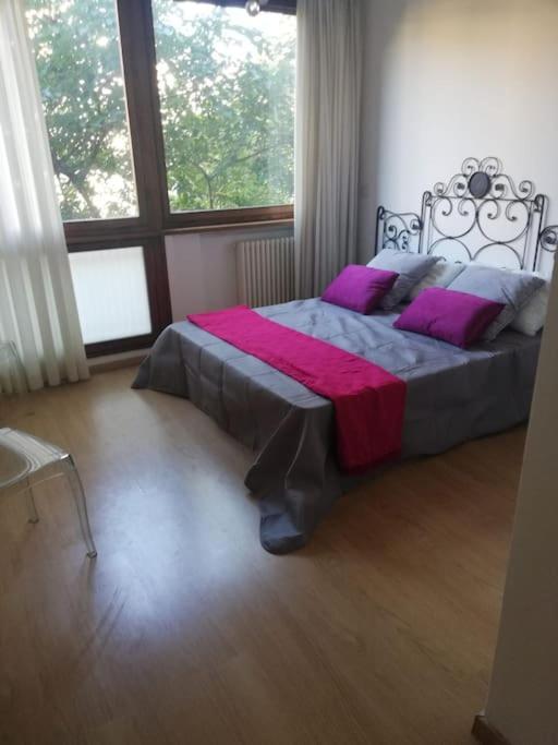 Vanity Apartment - 4 Bedrooms With 4 Bathrooms - Ac & Wifi โรม ภายนอก รูปภาพ