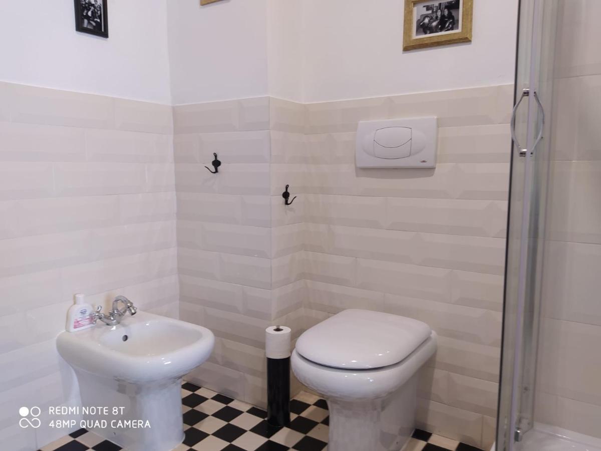Vanity Apartment - 4 Bedrooms With 4 Bathrooms - Ac & Wifi โรม ภายนอก รูปภาพ