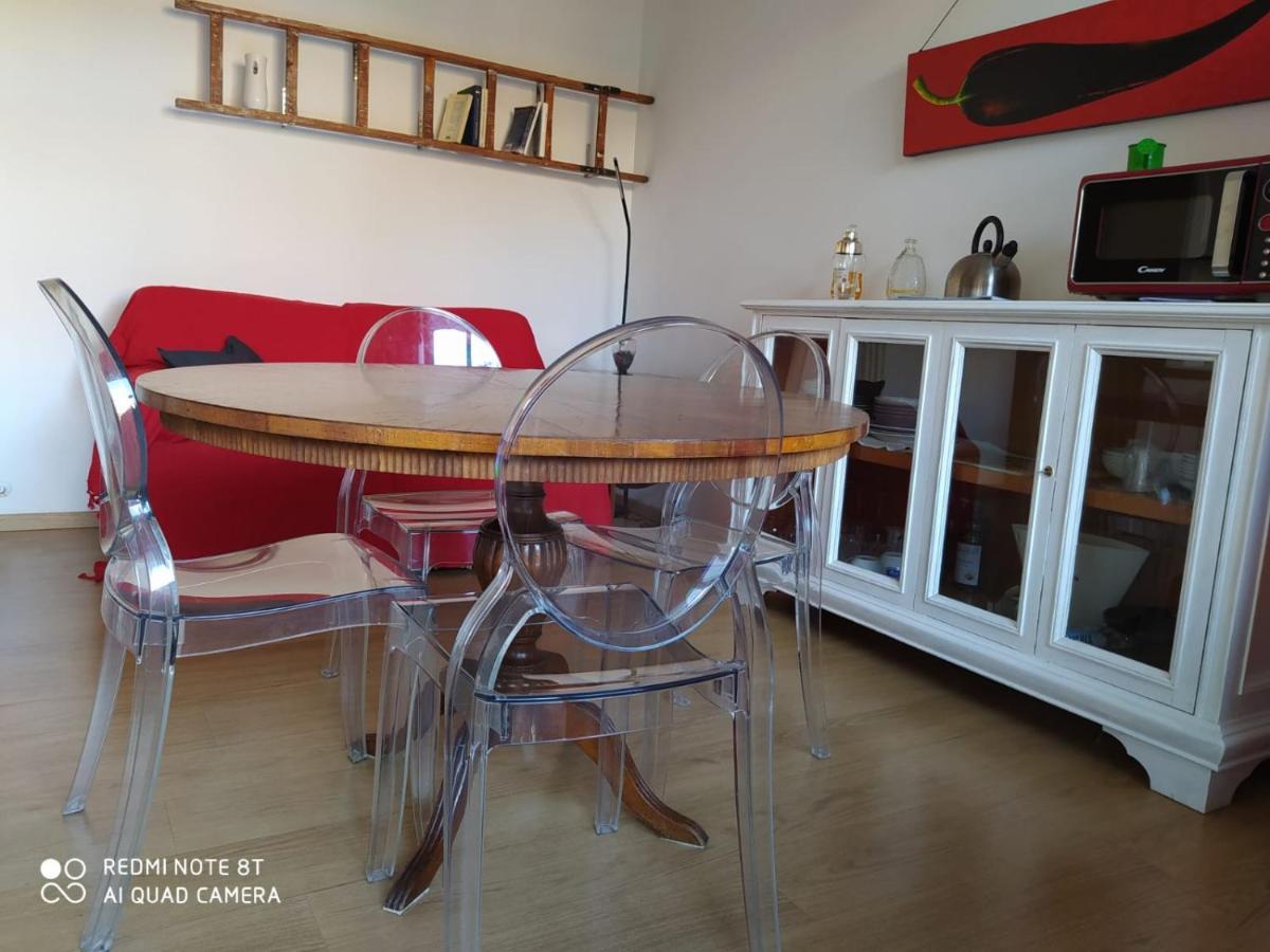 Vanity Apartment - 4 Bedrooms With 4 Bathrooms - Ac & Wifi โรม ภายนอก รูปภาพ