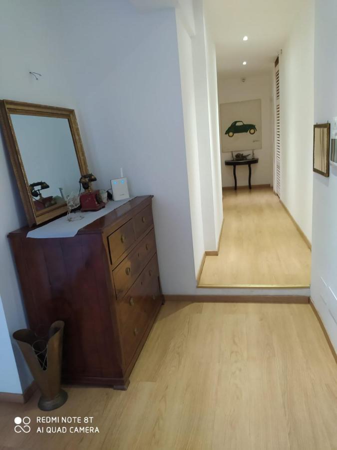 Vanity Apartment - 4 Bedrooms With 4 Bathrooms - Ac & Wifi โรม ภายนอก รูปภาพ