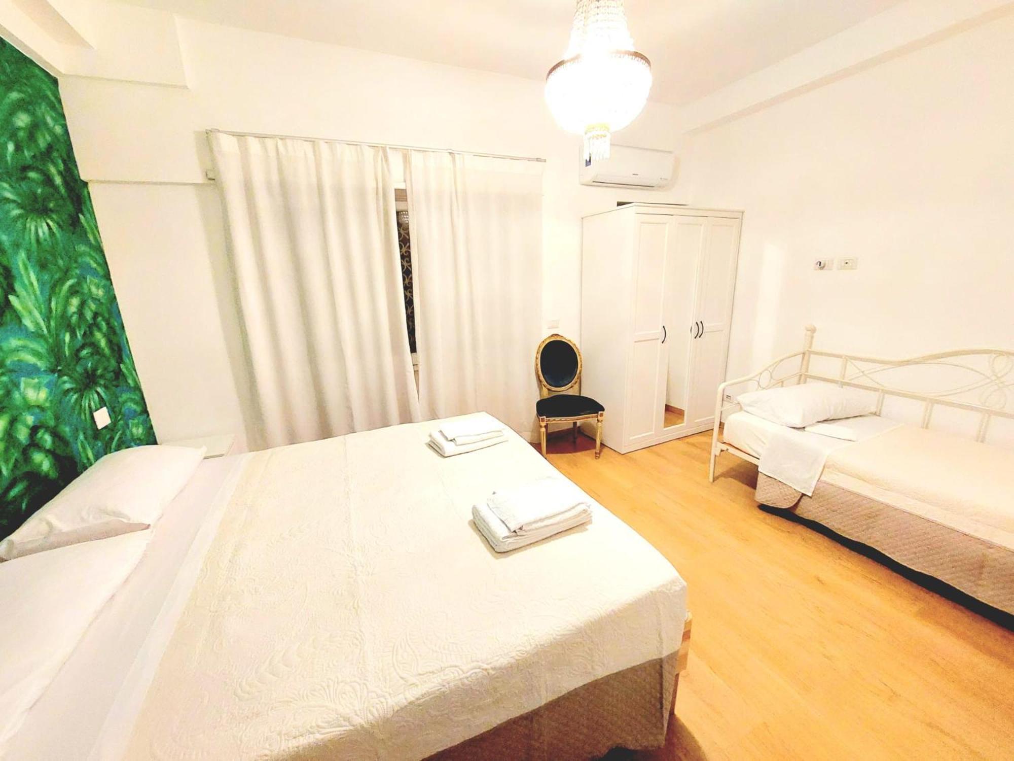 Vanity Apartment - 4 Bedrooms With 4 Bathrooms - Ac & Wifi โรม ภายนอก รูปภาพ